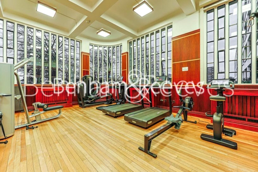 2 bedrooms apartments/flats for sale in Farine Avenue, Hayes - UB3 view 12