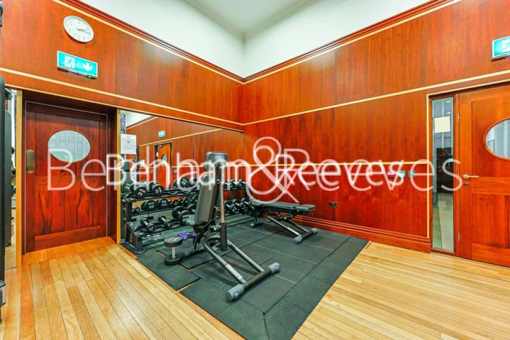 2 bedrooms apartments/flats for sale in Farine Avenue, Hayes - UB3 view 13