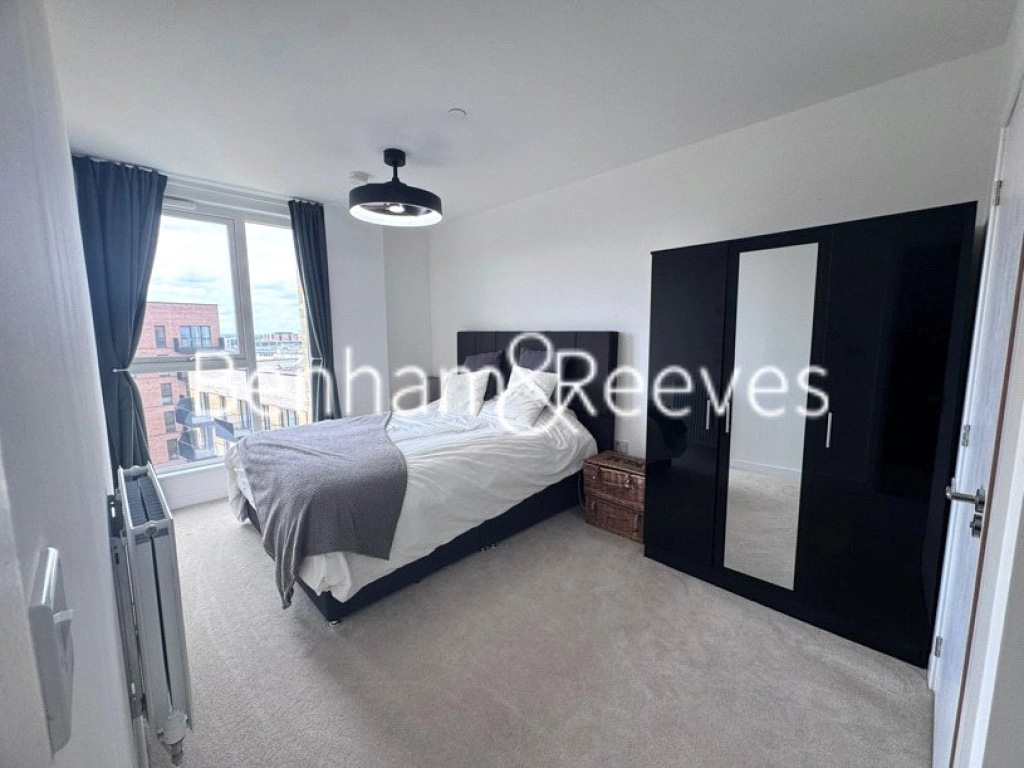 2 bedrooms apartments/flats for sale in Farine Avenue, Hayes - UB3 view 7