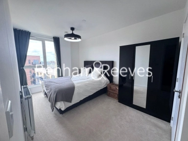 Farine Avenue, Hayes - UB3 view 7