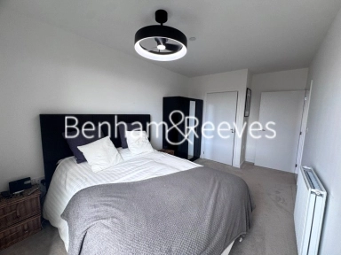 Farine Avenue, Hayes - UB3 view 6