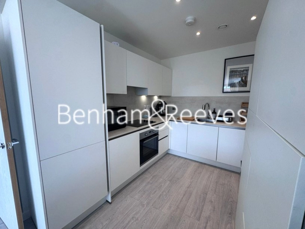 2 bedrooms apartments/flats for sale in Farine Avenue, Hayes - UB3 view 9
