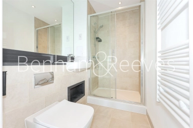 Farine Avenue, Hayes - UB3 view 15