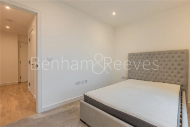 Accolade Avenue, Southall - UB1 view 7
