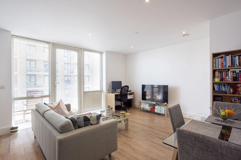 1 bedroom apartments/flats for sale in Victory Parade, Royal Arsenal - SE18 view 7