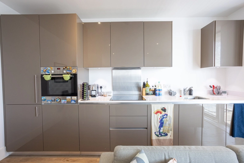 1 bedroom apartments/flats for sale in Victory Parade, Royal Arsenal - SE18 view 3