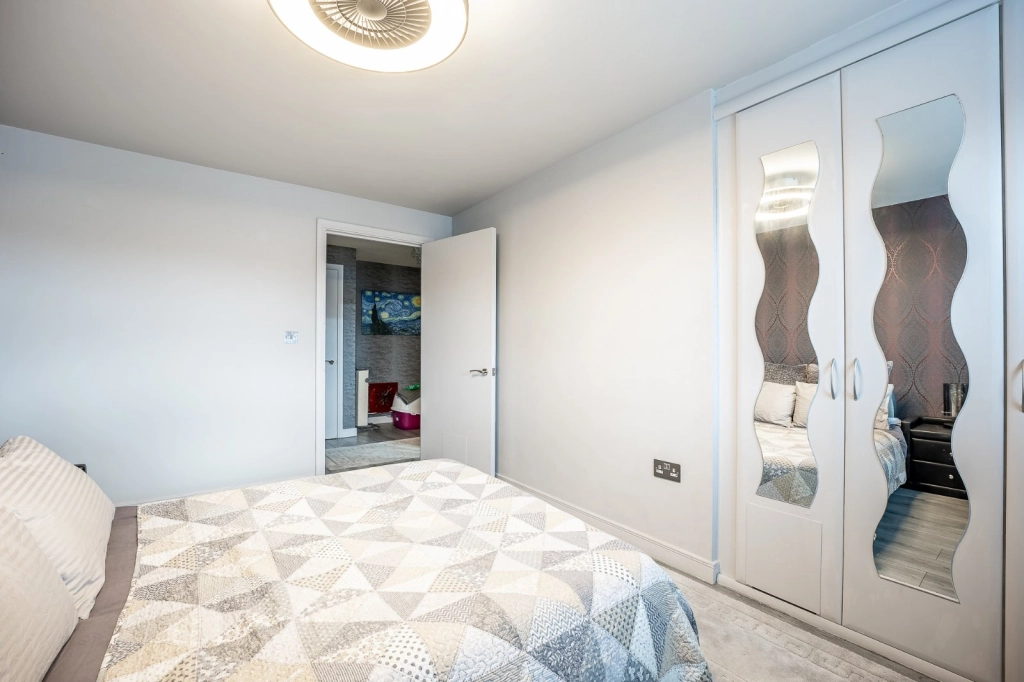 2 bedrooms apartments/flats for sale in Allenby Road, Woolwich - SE28 view 20