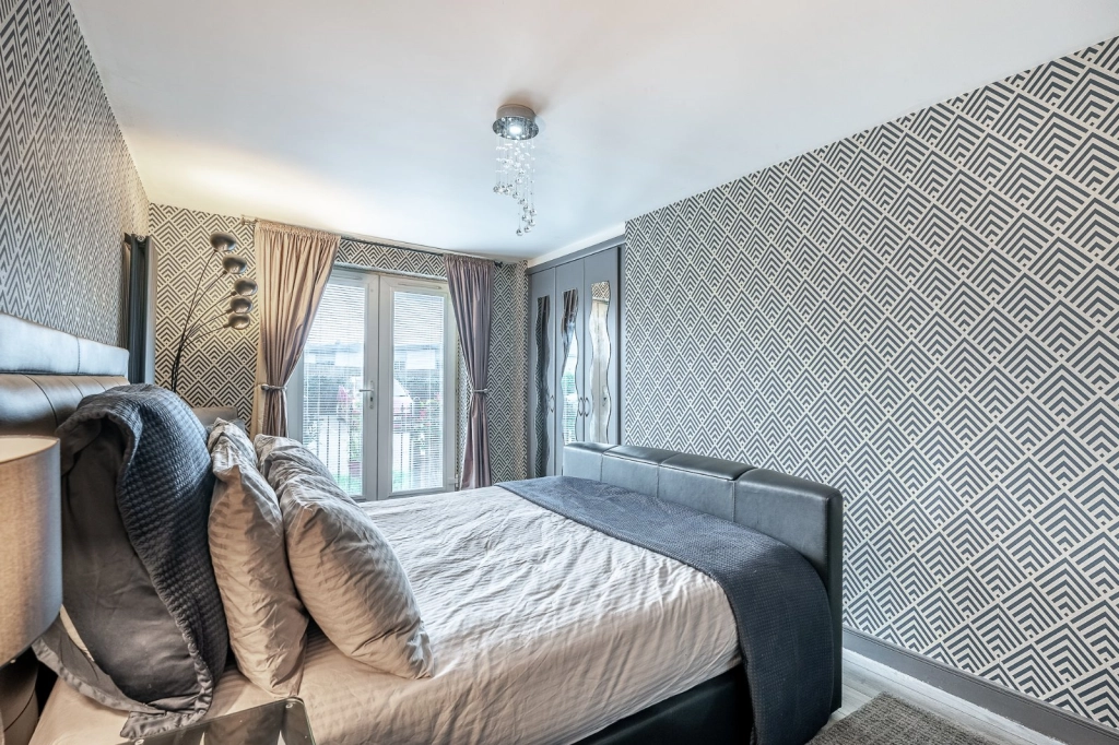 2 bedrooms apartments/flats for sale in Allenby Road, Woolwich - SE28 view 18