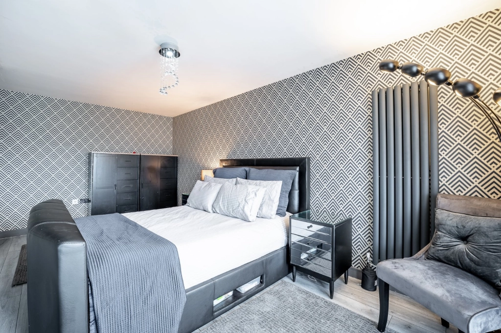 2 bedrooms apartments/flats for sale in Allenby Road, Woolwich - SE28 view 13