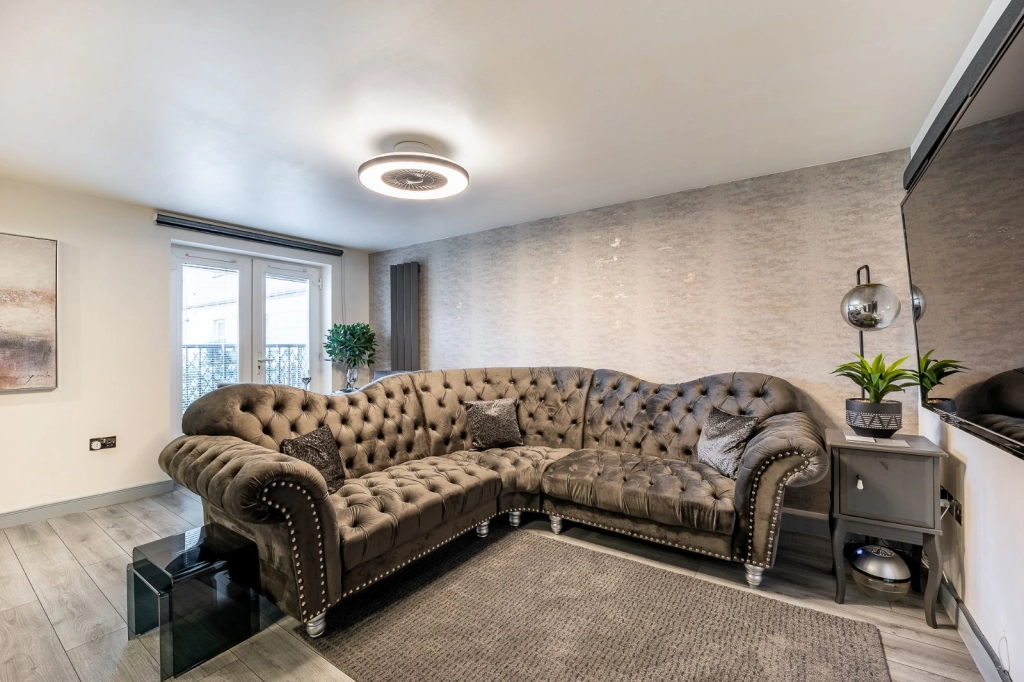 2 bedrooms apartments/flats for sale in Allenby Road, Woolwich - SE28 view 2