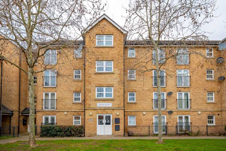 2 bedrooms apartments/flats to sale in Allenby Road, Woolwich-image 1
