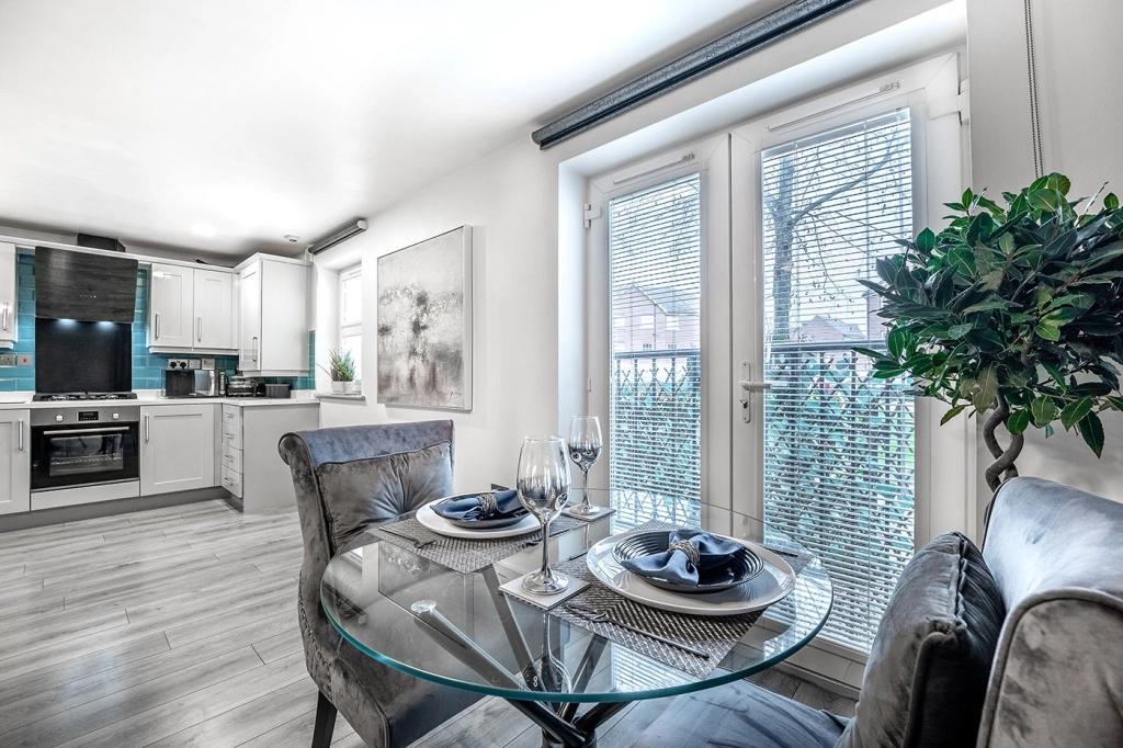 2 bedrooms apartments/flats for sale in Allenby Road, Woolwich - SE28 view 8