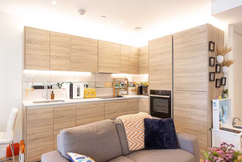 1 bedroom apartments/flats to sale in Duke Of Wellington Avenue, Woolwich-image 8
