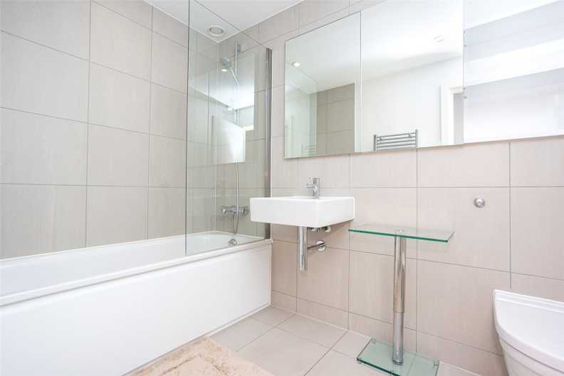 2 bedrooms apartments/flats to sale in Major Draper Street, Woolwich-image 7