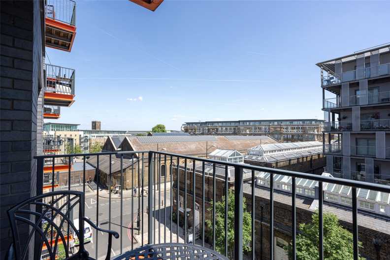 2 bedrooms apartments/flats to sale in Major Draper Street, Woolwich-image 2