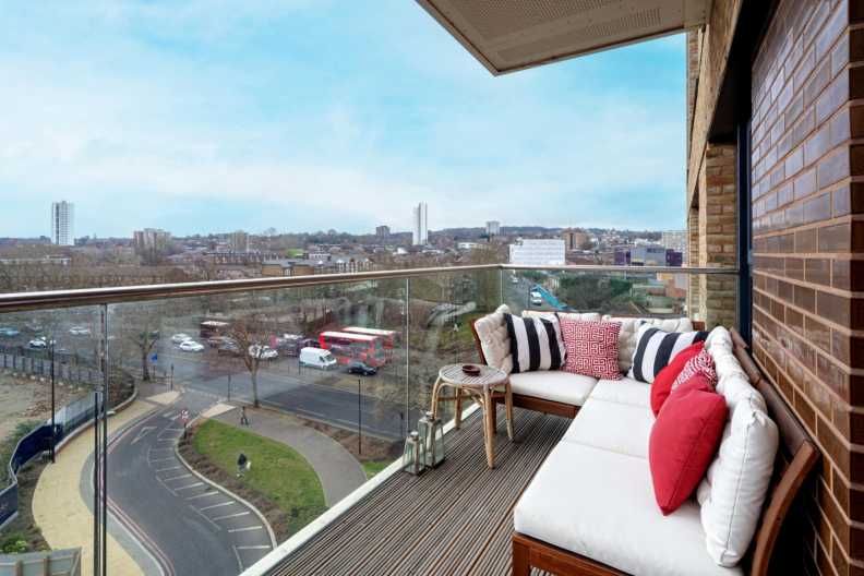 2 bedrooms apartments/flats to sale in Victory Parade, Woolwich-image 11