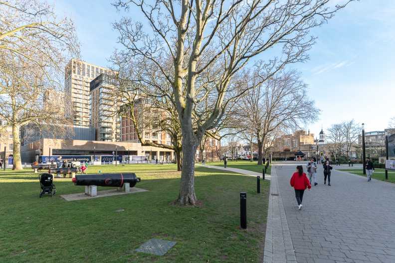 2 bedrooms apartments/flats to sale in Thunderer Walk, Woolwich-image 28