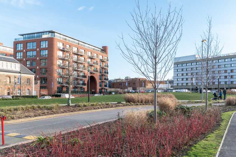 2 bedrooms apartments/flats to sale in Thunderer Walk, Woolwich-image 1