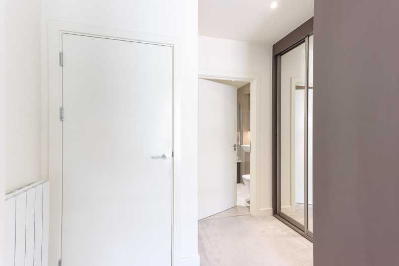 2 bedrooms apartments/flats to sale in Thunderer Walk, Woolwich-image 18