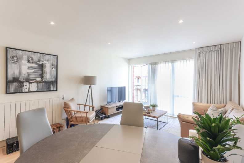 2 bedrooms apartments/flats to sale in Thunderer Walk, Woolwich-image 12