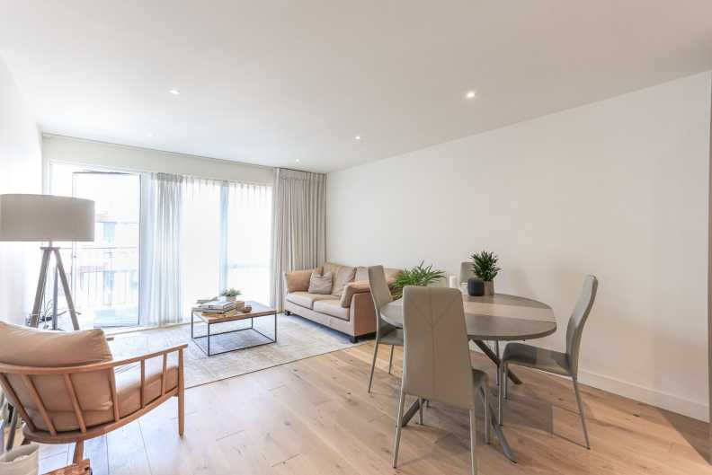 2 bedrooms apartments/flats to sale in Thunderer Walk, Woolwich-image 9