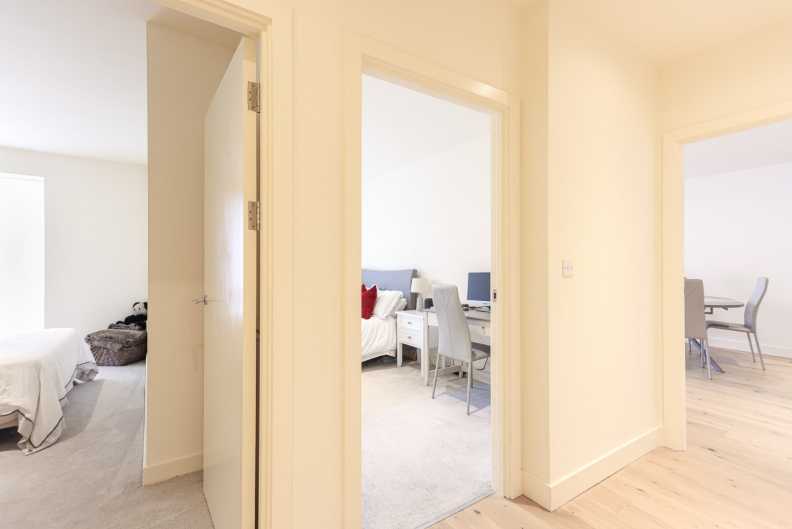 2 bedrooms apartments/flats to sale in Thunderer Walk, Woolwich-image 17