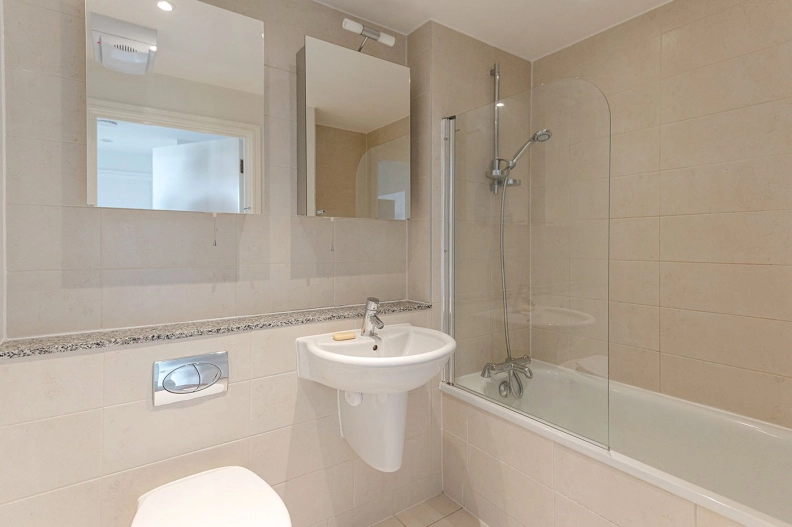 2 bedrooms apartments/flats for sale in Argyll Road, Woolwich - SE18 view 7