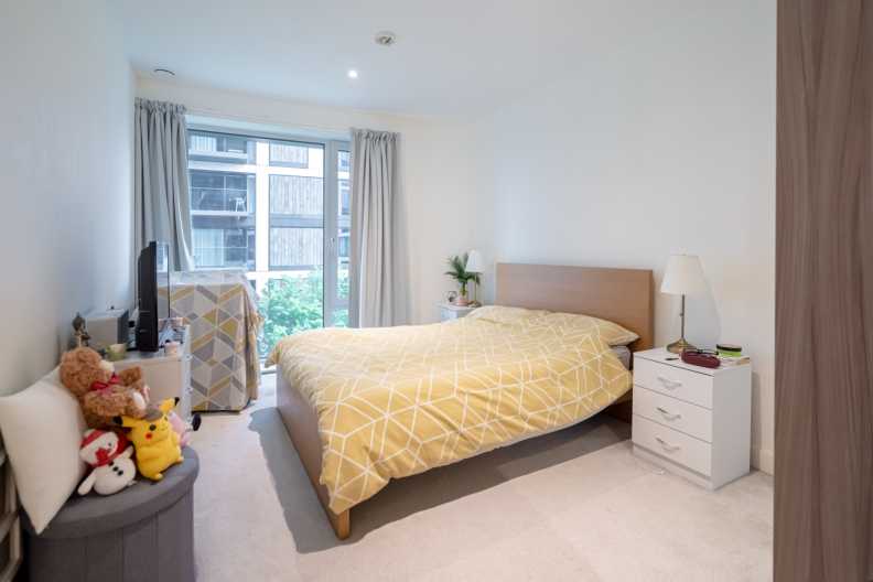 1 bedroom apartments/flats to sale in Duke of Wellington Avenue, Woolwich-image 5