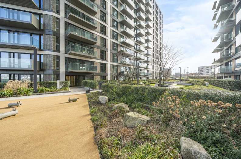 3 bedrooms apartments/flats to sale in Duke of Wellington Avenue, Royal Arsenal Riverside, Woolwich-image 11