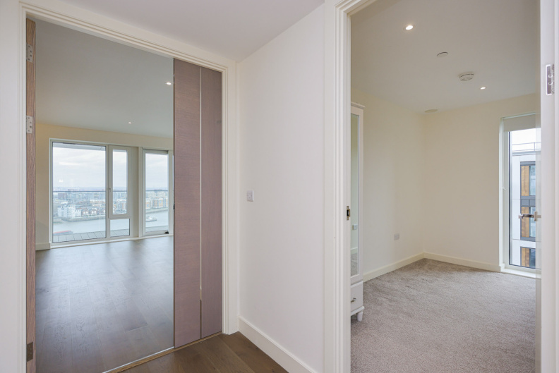 3 bedrooms apartments/flats to sale in Duke of Wellington Avenue, Woolwich-image 23
