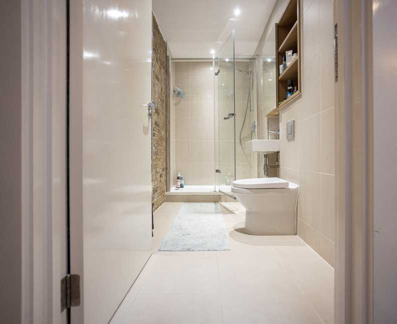 2 bedrooms apartments/flats to sale in Duke of Wellington Avenue, Woolwich-image 21