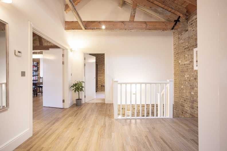 2 bedrooms apartments/flats to sale in Duke of Wellington Avenue, Woolwich-image 20