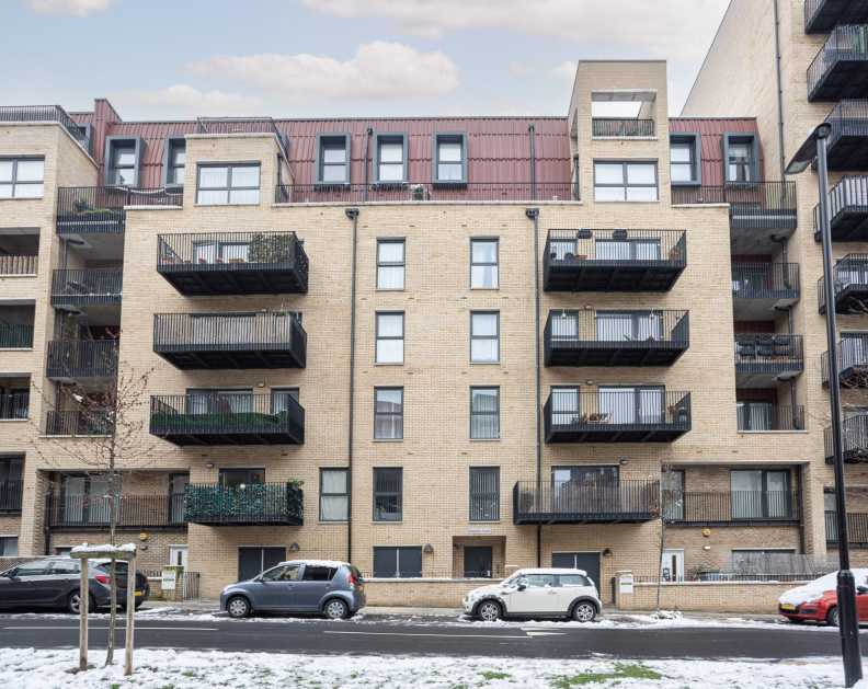 1 bedroom apartments/flats to sale in Brumwell Avenue, Woolwich-image 1