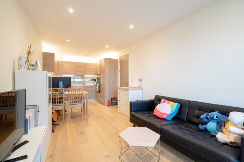 2 bedrooms apartments/flats to sale in Duke of Wellington Avenue, Woolwich-image 11