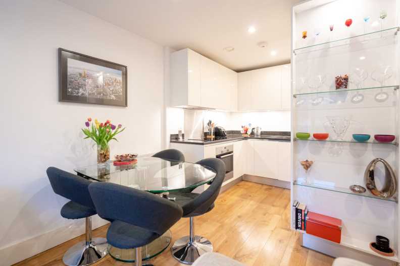 2 bedrooms apartments/flats to sale in Major Draper Street, Woolwich-image 19