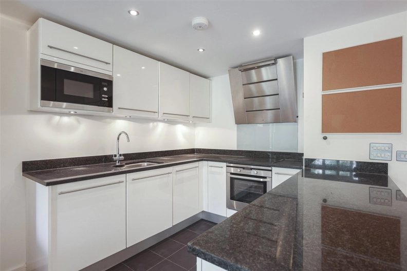 2 bedrooms apartments/flats for sale in Argyll Road, Woolwich - SE18 view 6