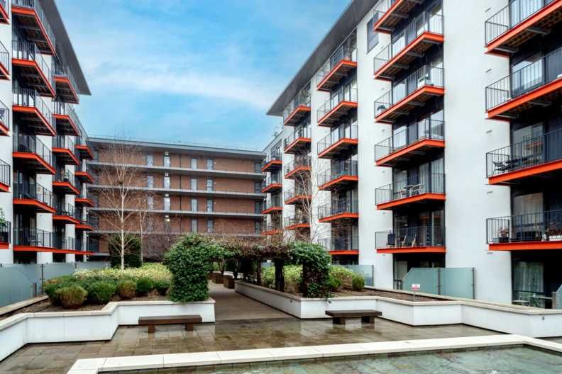 1 bedroom apartments/flats to sale in Major Draper Street, Woolwich-image 8