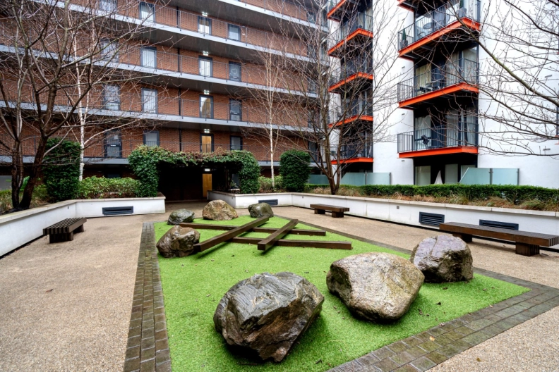 1 bedroom apartments/flats for sale in Major Draper Street, Woolwich - SE18 view 5