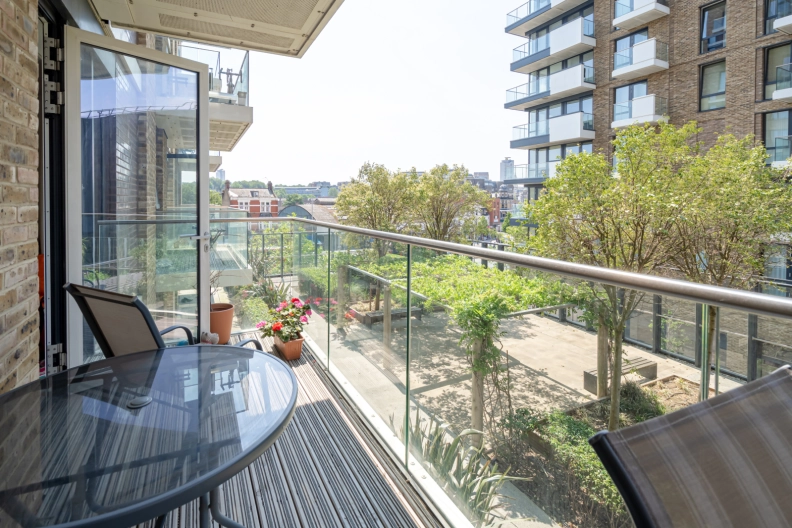 1 bedroom apartments/flats for sale in Victory Parade, Plumstead Road, Woolwich - SE18 view 8