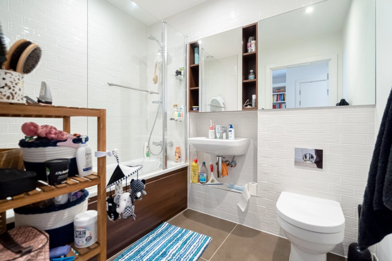 1 bedroom apartments/flats for sale in Victory Parade, Plumstead Road, Woolwich - SE18 view 6