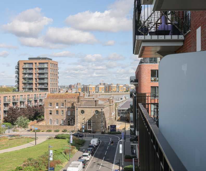 Studio apartment for Sale in Thunderer Walk, Woolwich, SE18, London