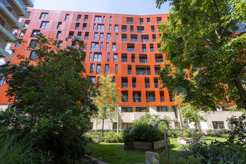 2 bedrooms apartments/flats for sale in Telegraph Avenue, Greenwich - SE10 view 9