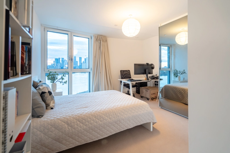 2 bedrooms apartments/flats for sale in Telegraph Avenue, Greenwich - SE10 view 14