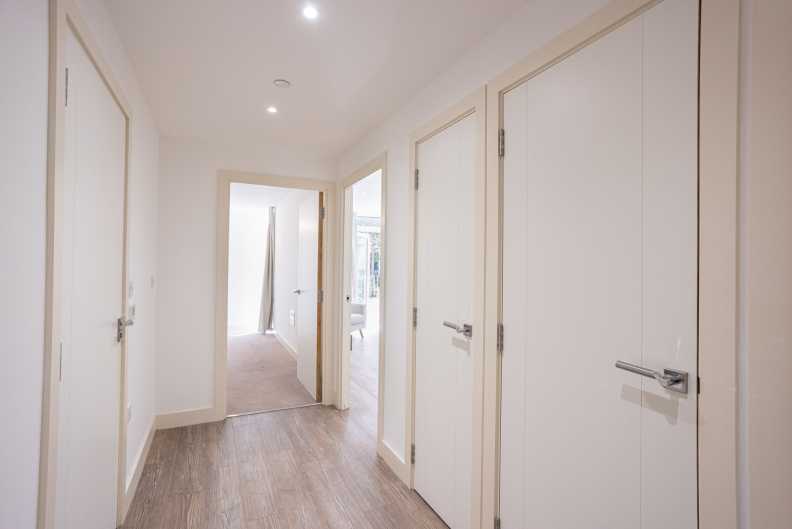 1 bedroom apartments/flats to sale in Telegraph Avenue, Greenwich-image 14