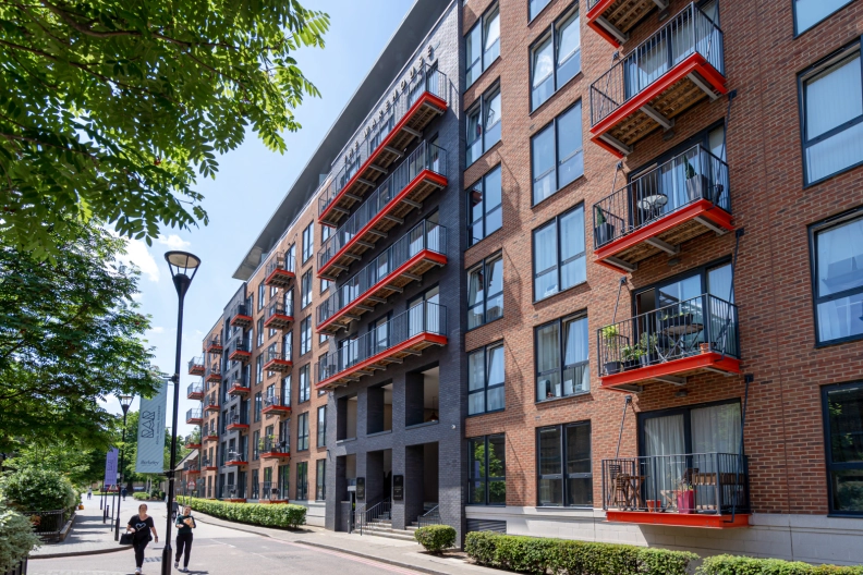 1 bedroom apartments/flats for sale in Major Draper Street, Woolwich - SE18 view 9