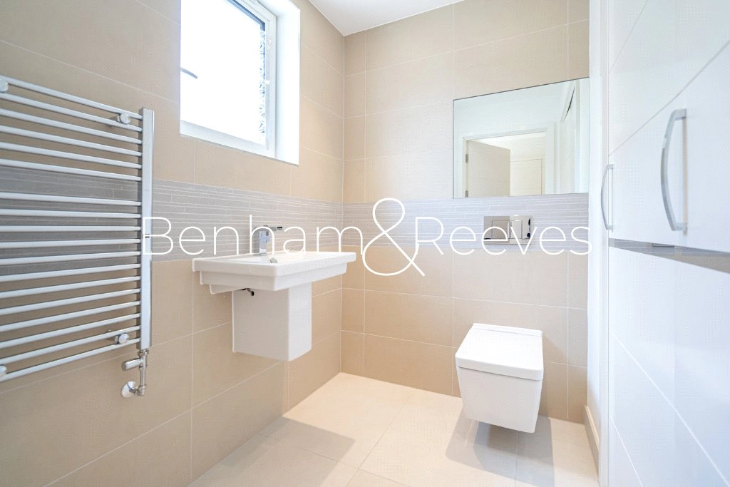4 bedrooms houses for sale in Mary Rose Square, London - SE16 view 13