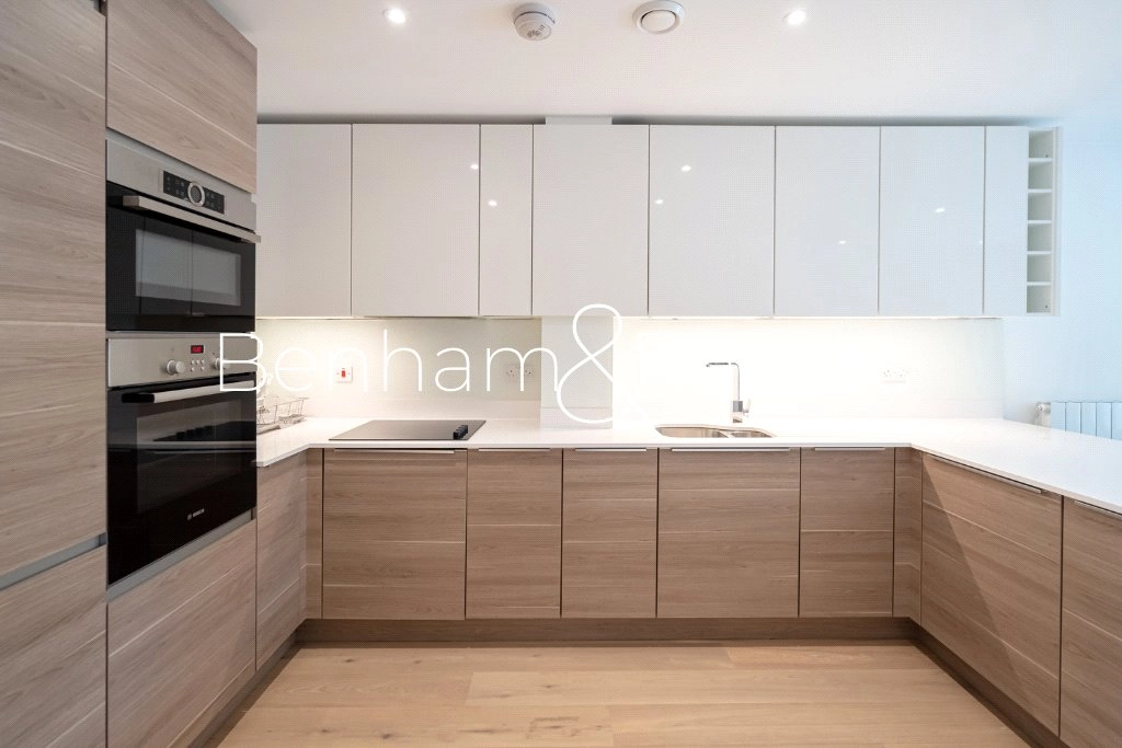 4 bedrooms houses for sale in Mary Rose Square, London - SE16 view 5