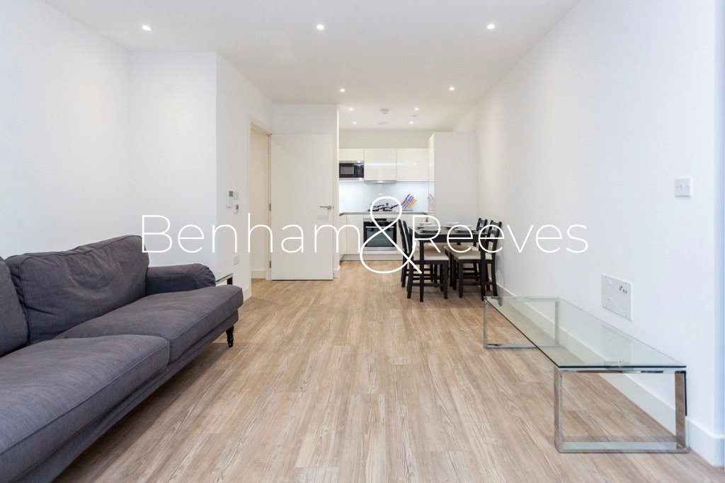1 bedroom apartments/flats for sale in Telegraph Avenue, London - SE10 view 2