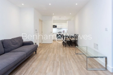 Telegraph Avenue, London - SE10 view 2