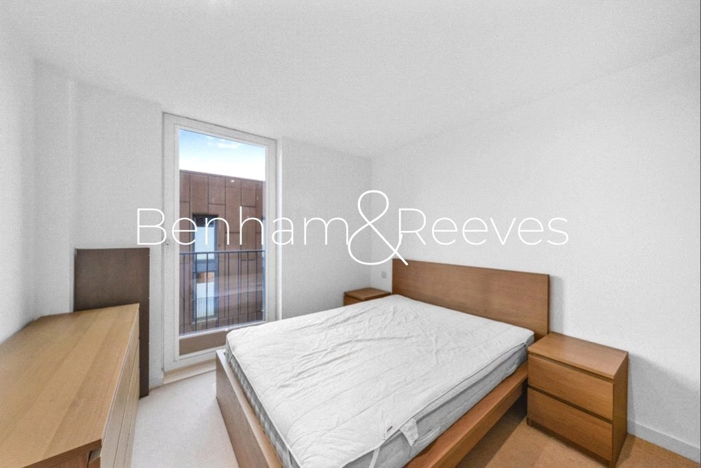 3 bedrooms apartments/flats for sale in Whiting Way, Surrey Quays - SE16 view 9